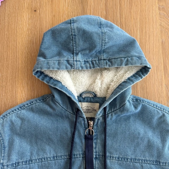 Ashley Vintage Charm Women’s Denim Jacket Cropped size Small Fuzzy Blue … - Picture 11 of 11